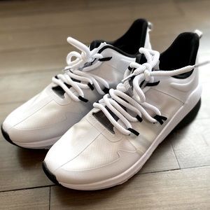 Womans Fabletics Sneakers